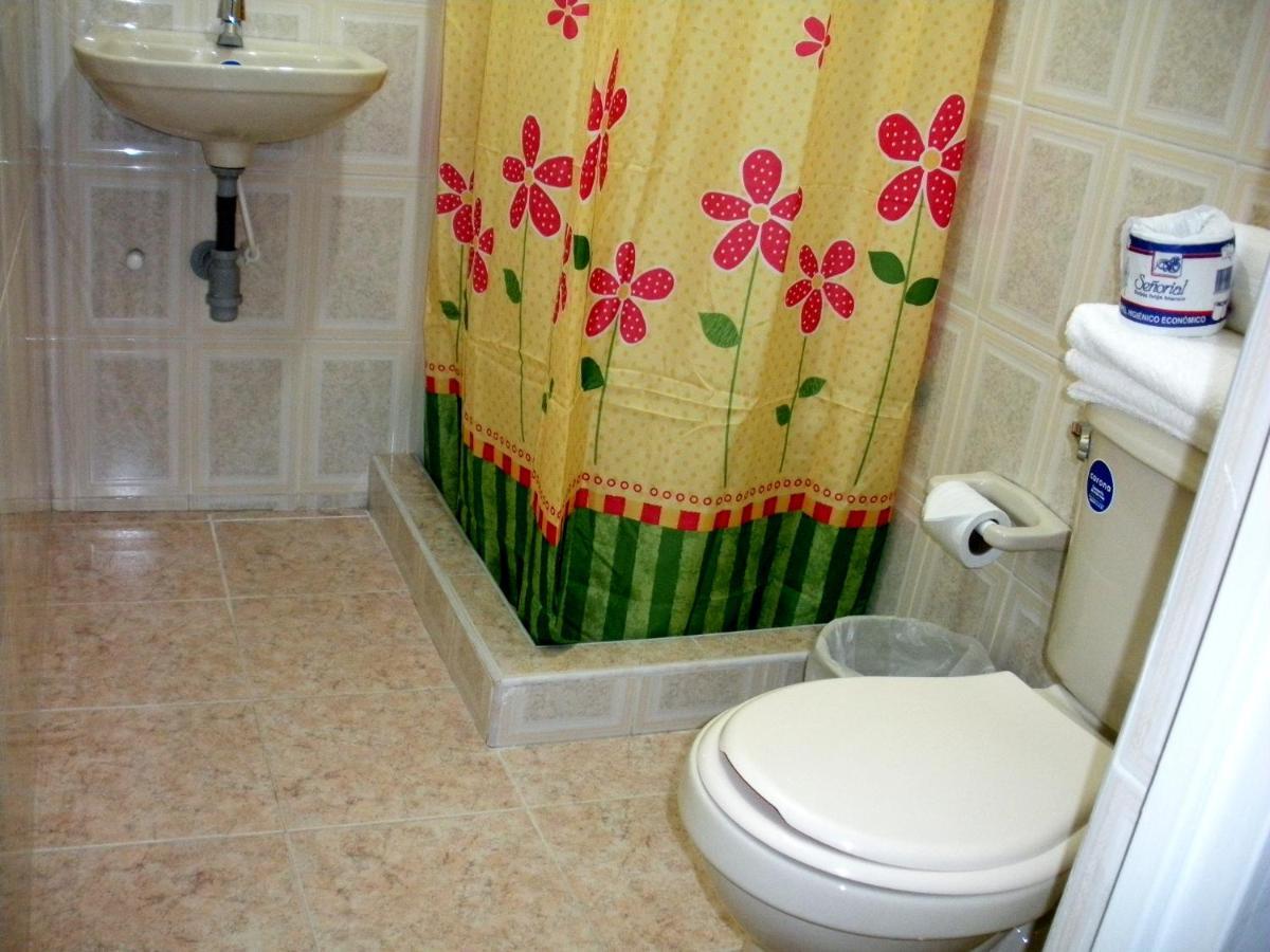 Hotel Casa Sarita Богота Екстер'єр фото